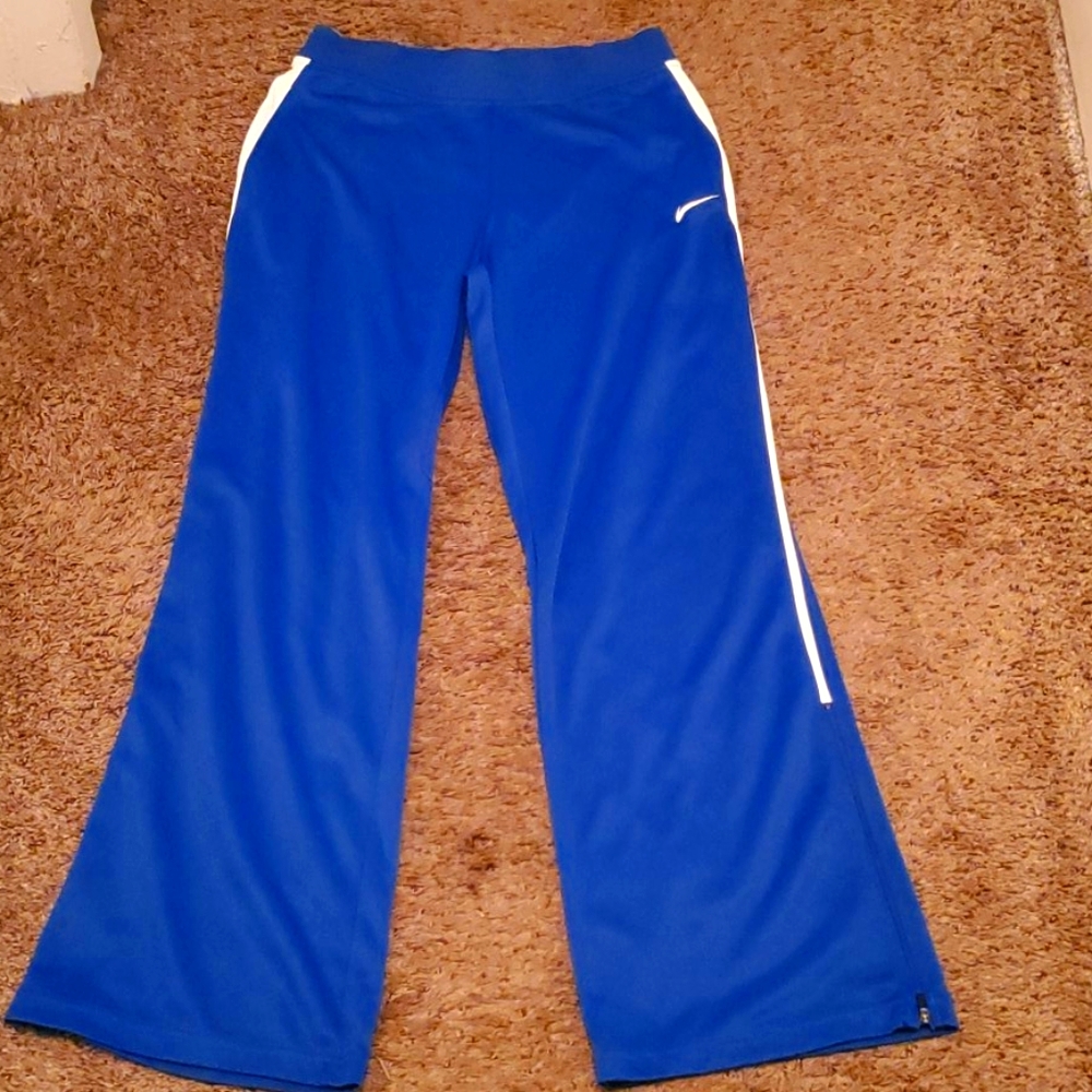Nike women thick Jersey material winter pants med